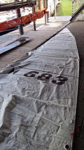 Te koop doorgelat grootzeil