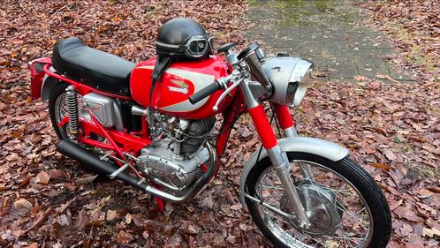 Te koop Ducati 250 mach 1