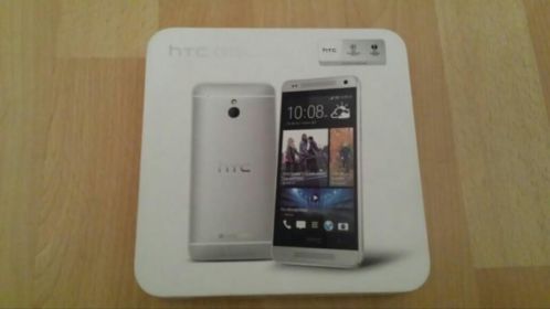 Te koop, een hele nette zo goed als nieuwe HTC One mini 