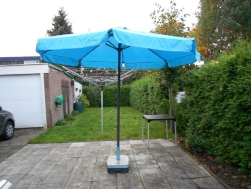 te koop een mooie parasol