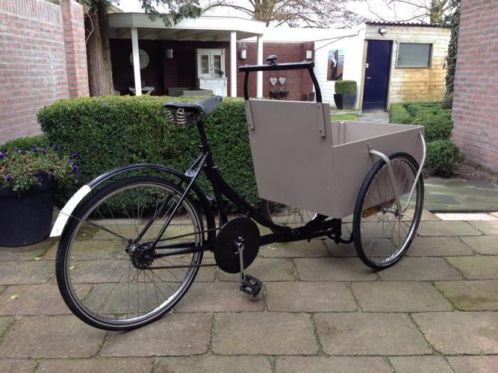 Te koop Een nostalgische bakfiets  oldtimer bakfiets 