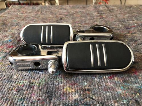 Te koop Engine Guard Streamliner Footpeg kit  compleet