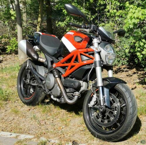 Te Koop Exclusieve Ducati 796 Monster