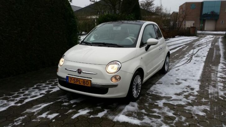 Te koop Fiat 500 lounge 1.2 