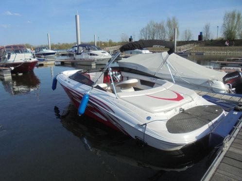 te koop Four Winns H210 SS V8 2007 bowrider zeer appart 