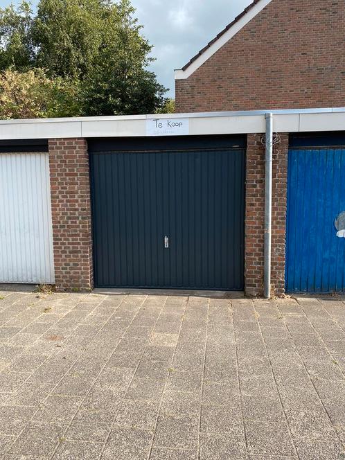 Te koop garagebox