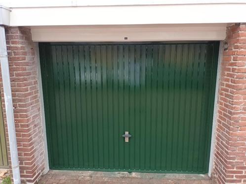 Te koop garagebox Alphen aan den Rijn centrum.