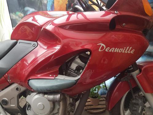 Te koop gevraagd Deauville 650  2003 kuipdeel bruin rood