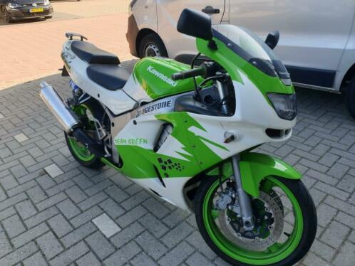 Te koop goed onderhouden, nette groene Kawasaki Ninja