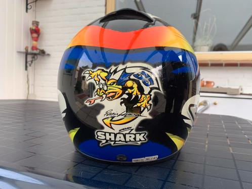 Te koop helm merk shark maat 61