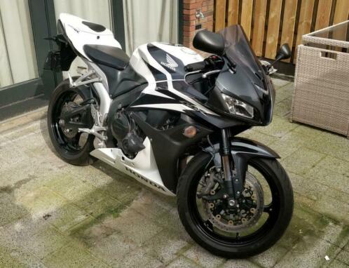 TE KOOP Honda CBR 600 RR - sportieve, snelle 600 cc motor