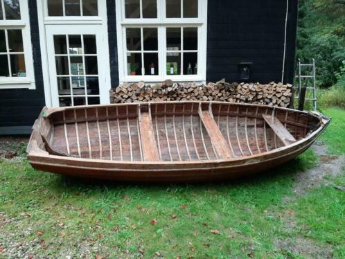 te koop  houten roeiboot - sloep 
