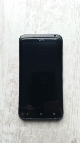 Te koop HTC One X, werkt perfect, lichte gebruikerssporen