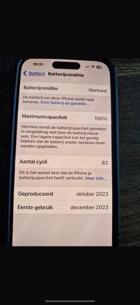 Te koop  iPhone 15 pro titanium blue 128 gb en nieuwstaat