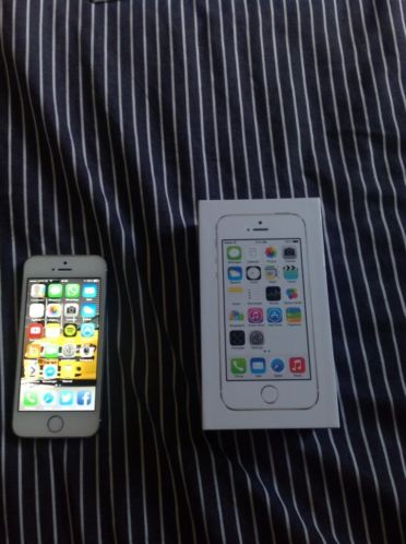 Te Koop iPhone 5S 32 GB Wit  1 jaar garantie
