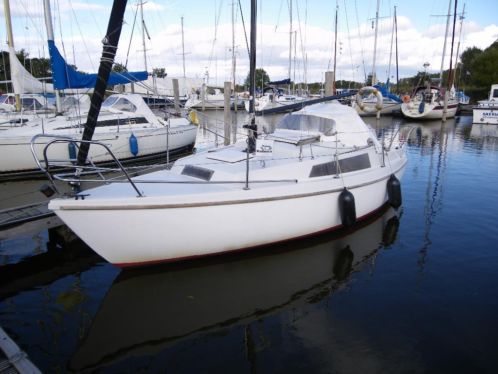 Te koop kajuitzeilboot neptun 22