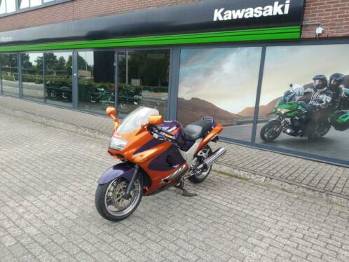 Te koop Kawasaki ZZR 1100 uit 03993.
