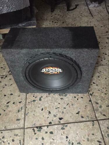 Te koop kicker subwoofer met versterker en alle kabels