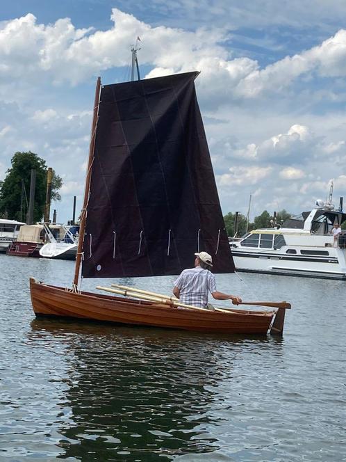 Te koop, Klassiek open bootje. Overnaads en koper geklonken