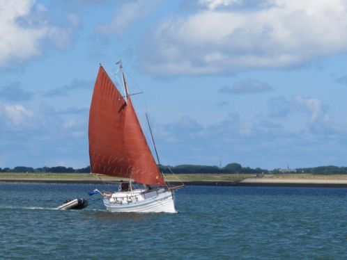 Te koop Klassieke overnaadse zeilsloep, Teak