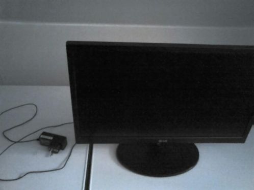 Te koop LG 22 inch full hd monitor. 