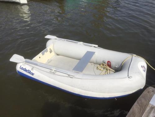 te koop Lodestar rubberboot met Mercury buitenboord motor