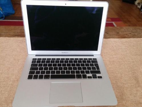 Te koop MacBook air voor reparatie of