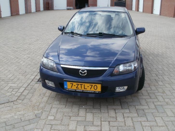 Te koop Mazda 323 GLX 2002