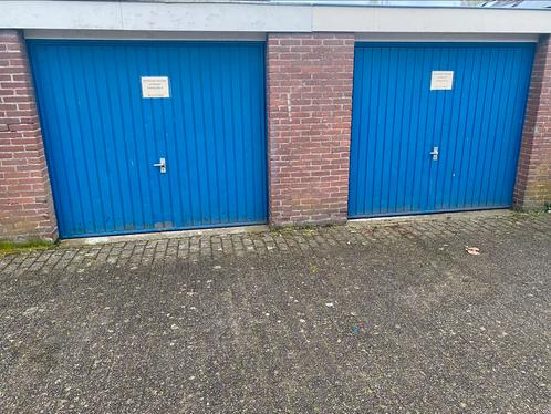 Te koop meerdere garageboxen Harderwijk .