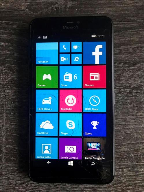 Te Koop, Microsoft Lumia 640XL lte met glas schade