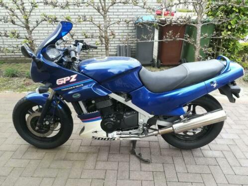 Te koop mooie goed onderhouden Kawasaki gps 500