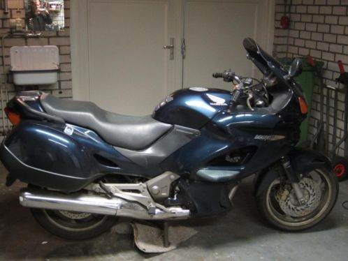 Te koop mooie HONDA Deauville tourmotor