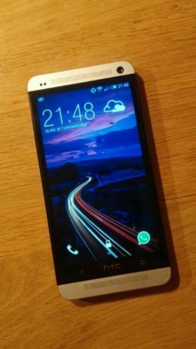 Te koop mooie HTC One (M7) 