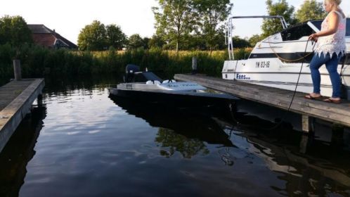 Te koop mooie snelle powerboat 225pk inruil quad met kentek