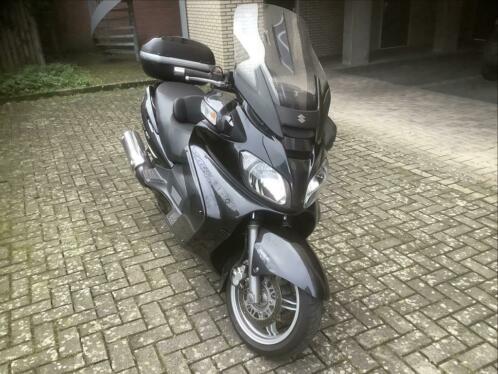 Te Koop mooie Suzuki Burgman 650 executive