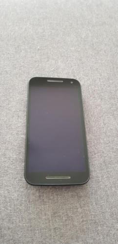 Te koop Moto g3 16GB telefoon met hoesje.