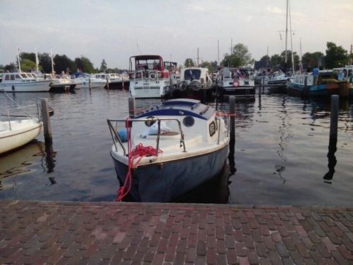 Te koop motorboot friendship 23