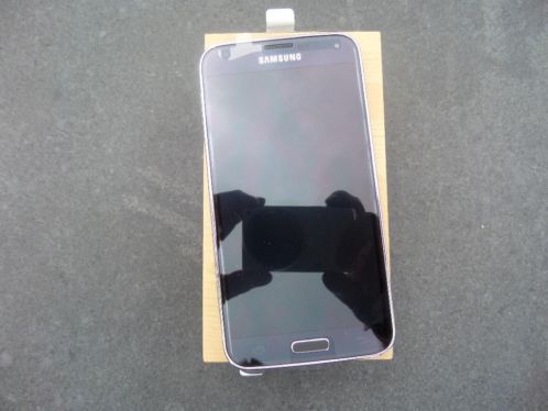 Te koop nieuwe nog nooit gebruikte Samsung Galaxy s5 zwart