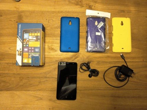 Te koop Nokia Lumia 1320 met meerdere gekleurde hoesjes