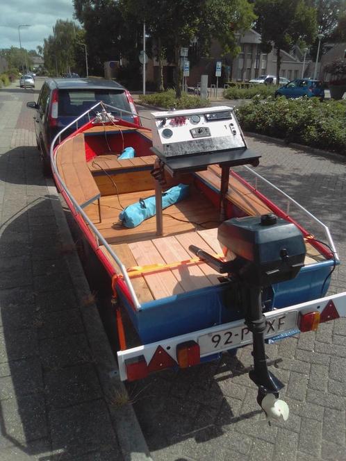 Te koop of Ruilen stalen boot  trailer.