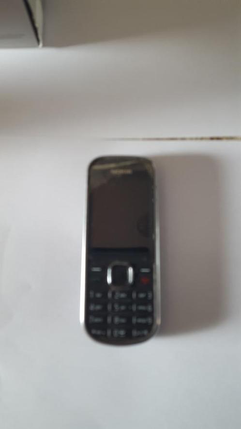 Te Koop Oude Nokia 3720 Classic.