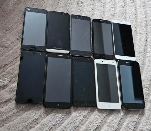 TE KOOP PARTIJ VAN 10 STUKS MIX TELEFOONS