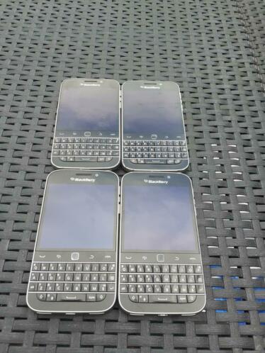 Te koop partij van 4 stuks blackberry classic