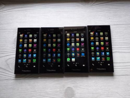 Te koop partij van 4 stuks blackberry leap