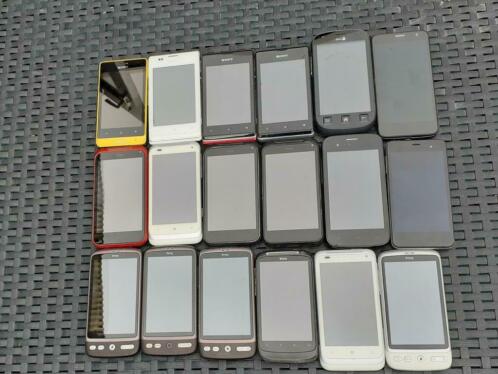 Te koop partij van 50 stuks telefoons ongetes