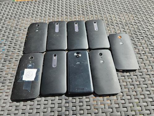 TE KOOP PARTIJ VAN 9 STUKS MOTOROLA TELEFOONS