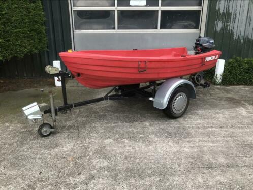 Te koop Pioneer 10 motorboot met 4 pk Yamaha 4t en trailer