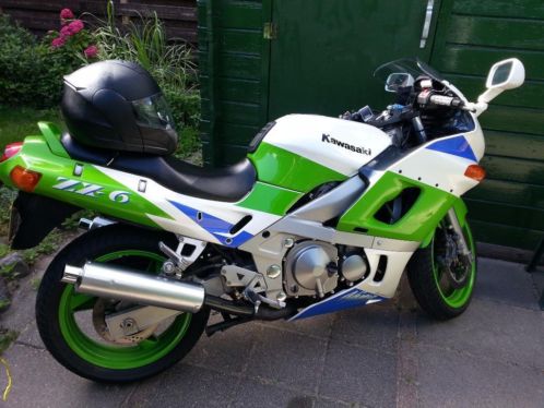 Te Koop prachtige Kawasaki ZZ-6