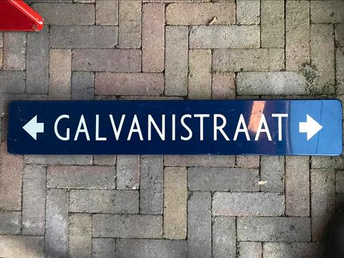 Te koop straatnaambord Galvanistraat oud model