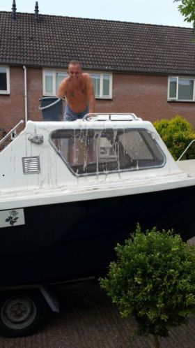te koop super mooie kajuitboot  trailer  motor 18 pk